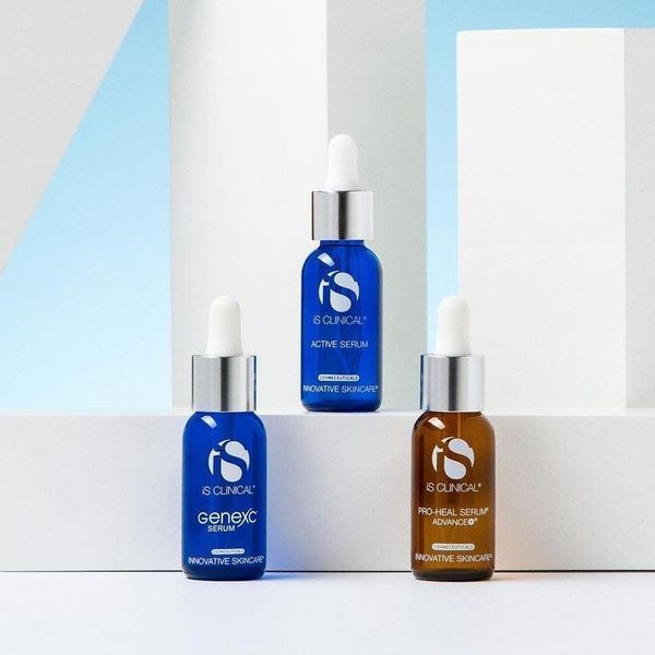Омолоджувальна та освітлювальна сироватка з вітаміном С &ndash; iS CLINICAL Super Serum Advance+, 15 ml 1104.015 фото