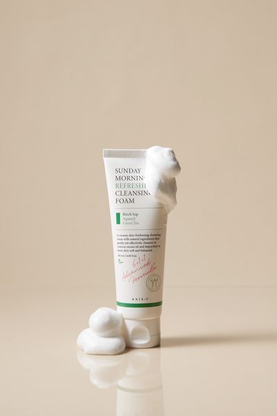 Освіжаюча пінка для щоденного вмивання з делікатним складом &ndash; Axis&ndash;Y Sunday Morning Refreshing Cleansing Foam, 120 ml 2525 фото