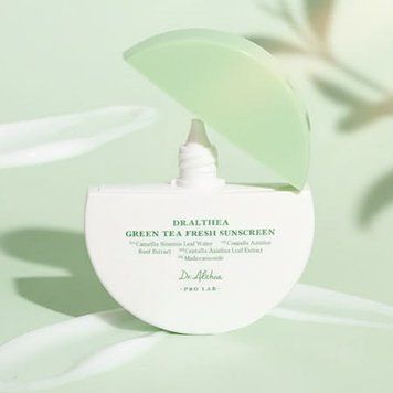 Легкий заспокійливий сонцезахисний крем із зеленим чаєм &ndash; Dr.Althea Green Tea Fresh Sunscreen SPF50+ PA++++, 45 ml 2710 фото